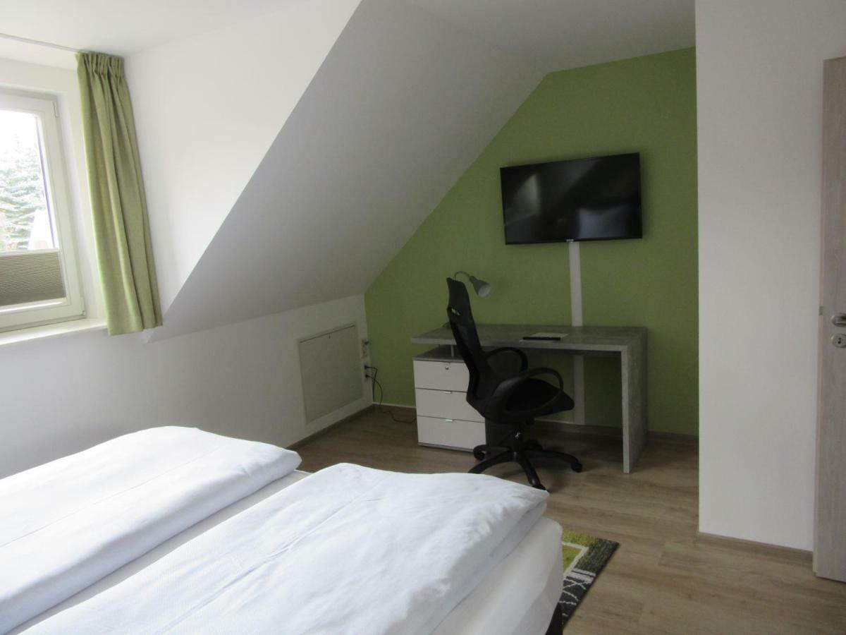 Feriendomizil Taupadel Apartment Burgel  ภายนอก รูปภาพ