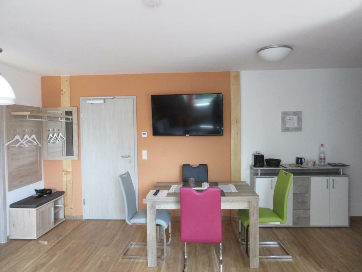Feriendomizil Taupadel Apartment Burgel  ภายนอก รูปภาพ
